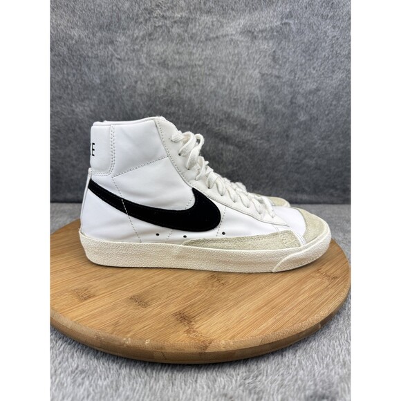Nike Blazer Mid 77 Shoes Womens Size 7.5 Retro Classics CZ1055-100 Swoosh - Picture 1 of 11